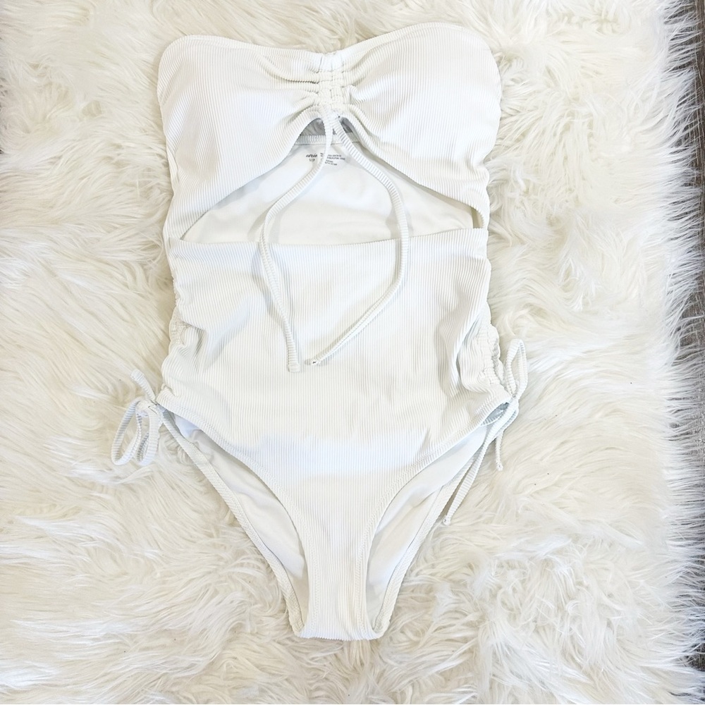 Aerie Womens One Piece Swim Suit Size Small Strapless Ribbed Cut Out White Beach